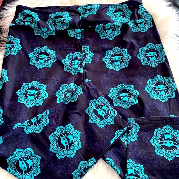 New without tags Baby Yoda Capris - Picture 1 of 9
